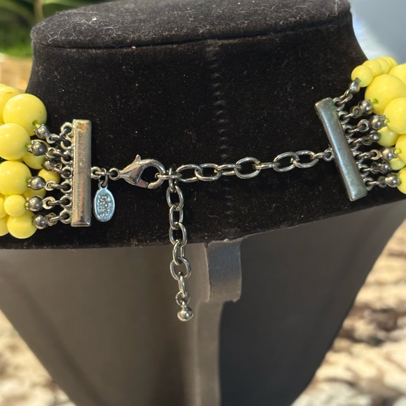 Pop of Pizaaz! Elegant Yellow Beaded Necklace - Picture 3 of 3
